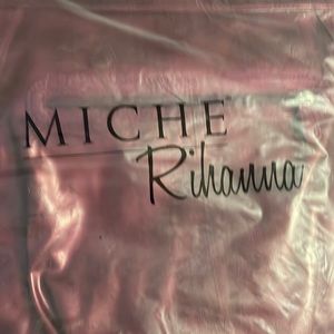 Miche big shell Rihanna